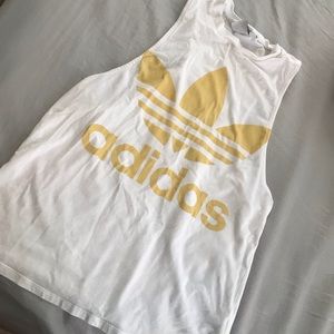 Adidas trefoil high neck tank🌟🌟
